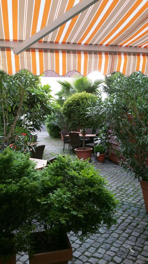 Landhaus Rebstock 沃尔姆斯 外观 照片